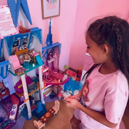 Barbie-themed 3bdr Penthouse Near The Beach, Apartment Nesebar