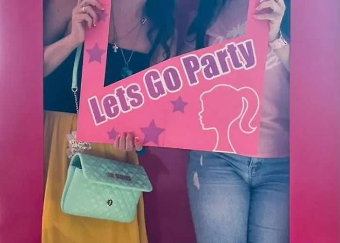 Апартамент Barbie-themed 3bdr Penthouse Near The Beach, *