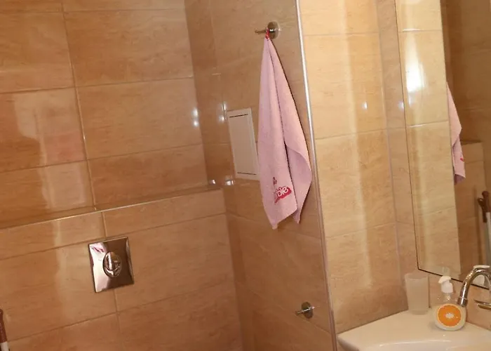 Апартамент Barbie-themed 3bdr Penthouse Near The Beach, *