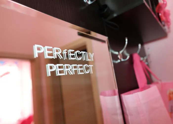 Barbie-themed 3bdr Penthouse Near The Beach, Апартамент Несебър