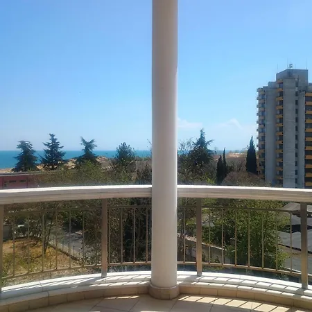 Διαμέρισμα Barbie-themed 3bdr Penthouse Near The Beach, Νεσέμπαρ