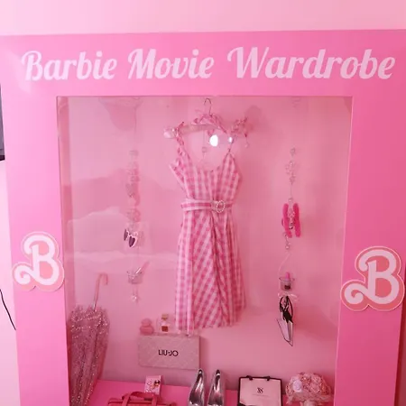 Barbie-themed 3bdr Penthouse Near The Beach,