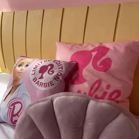Barbie-themed 3bdr Penthouse Near The Beach, * Nesebar