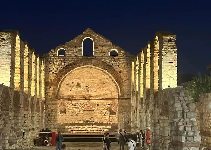 Apartment Barbie-themed 3bdr Penthouse Near The Beach, Nessebar