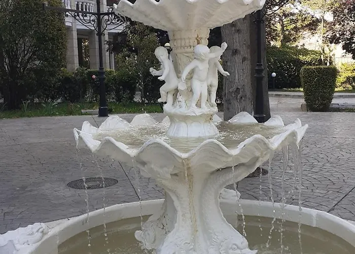 Apartment Barbie-themed 3bdr Penthouse Near The Beach, *